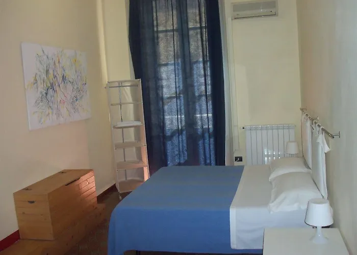 Caravaggio Basic Near Ortigia לינה וארוחת בוקר סירקוזה