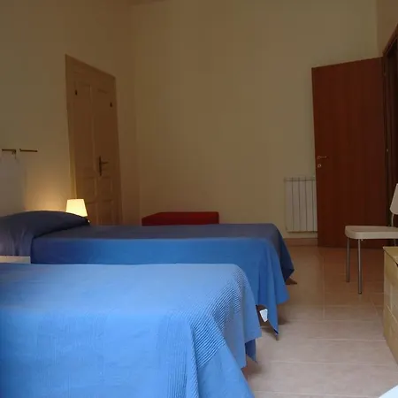 Alojamento de Acomodação e Pequeno-almoço Caravaggio Basic Near Ortigia