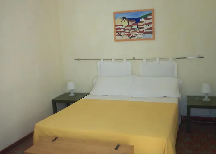 Caravaggio Basic Near Ortigia Bed & Breakfast
