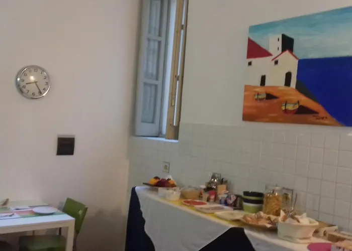 Bed & Breakfast Caravaggio Basic Near Ortigia 4*