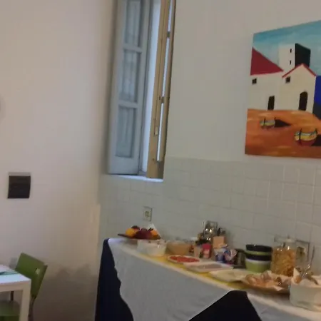 Oda ve Kahvaltı Caravaggio Basic Near Ortigia 4*