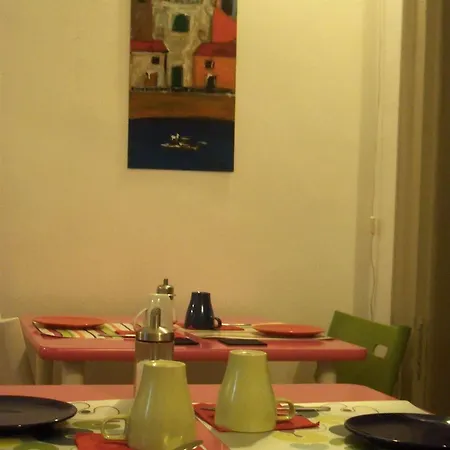 Oda ve Kahvaltı Caravaggio Basic Near Ortigia 4*